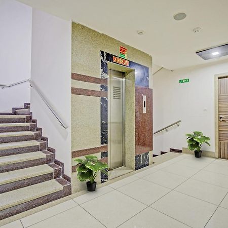 Hotel O The Kia Residency Hotel And Banquet Ahmedabad Esterno foto